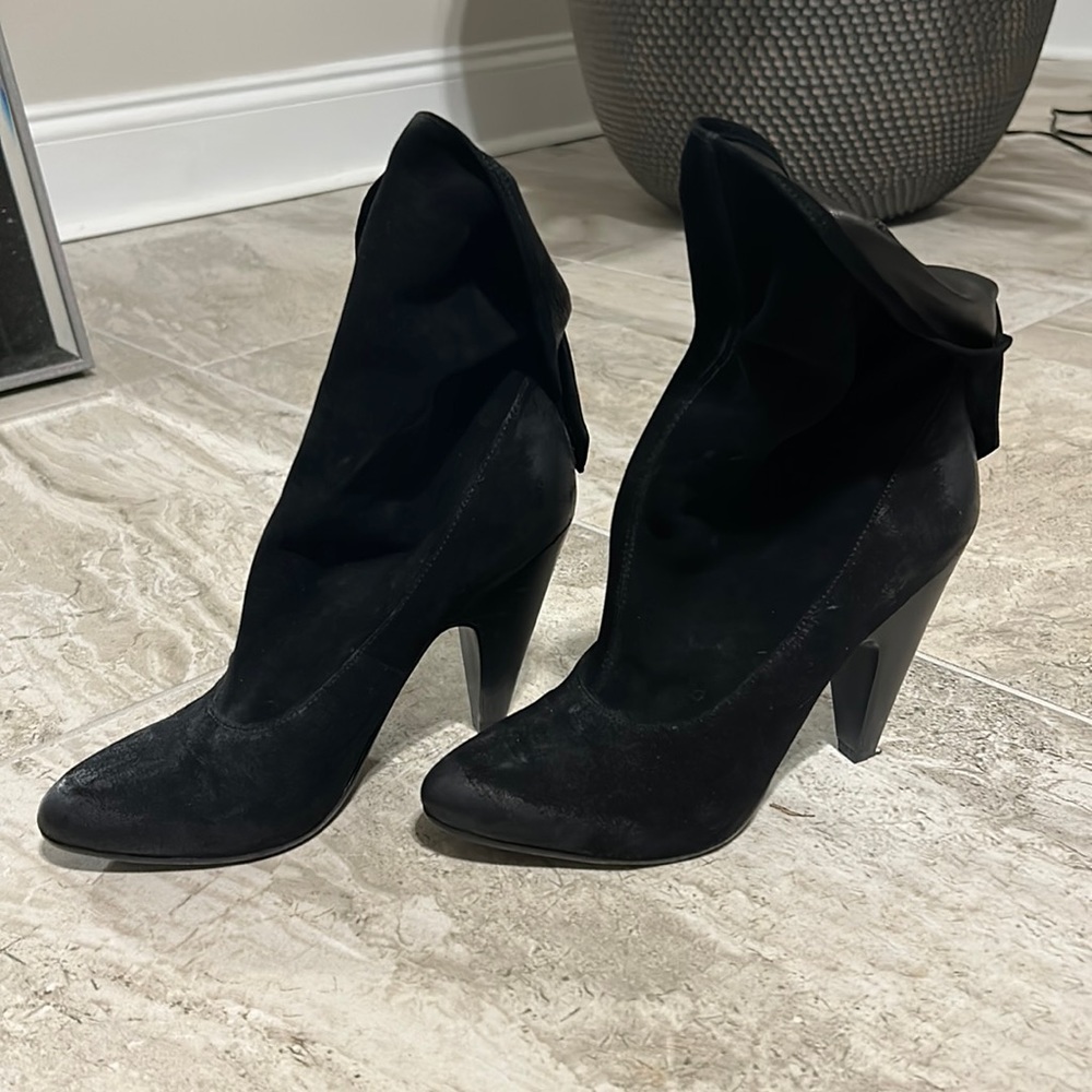 ASH size 37 suede boots